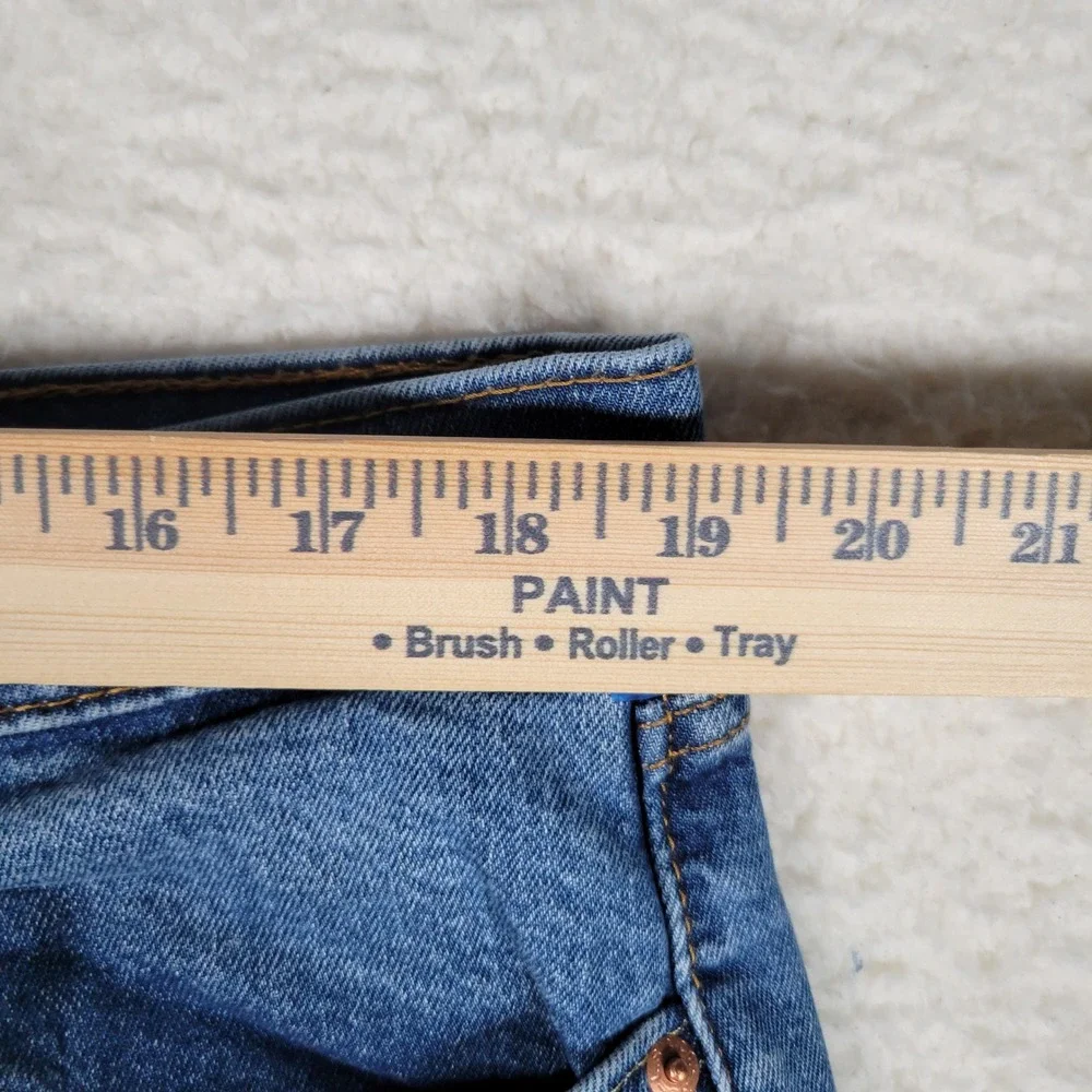 Levi's 505 Regular Fit Jeans Mens 38x30 Blue Straight Leg Medium Wash Denim